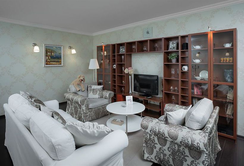 Business Hotel Avrora 15