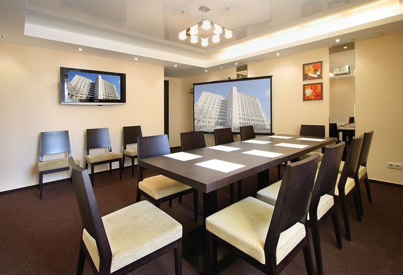 Liner Airporthotel Ekaterinburg 10