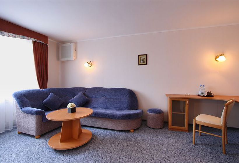 Liner Airporthotel Ekaterinburg 12