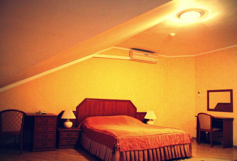 Hotel Mon Plaisir 10