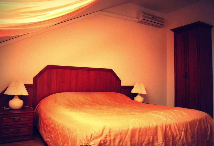 Hotel Mon Plaisir 15