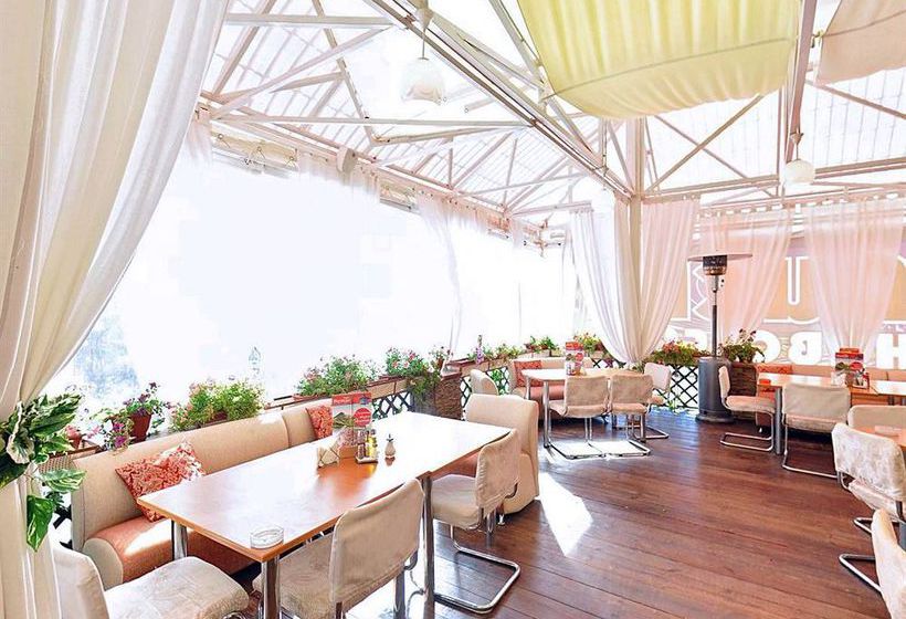 Azimut Hotel Stavropol 3