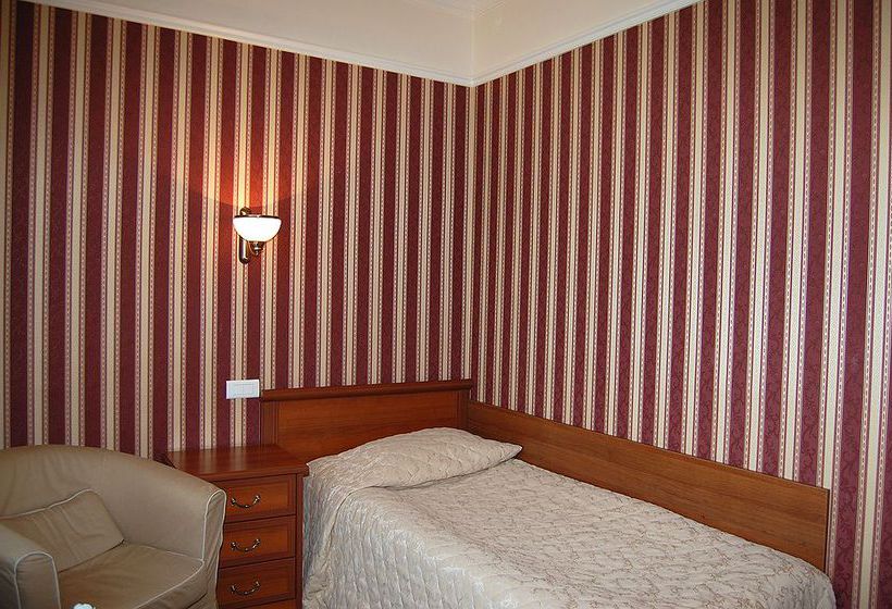 Hotel Yekaterinburg-Tsentralny 3