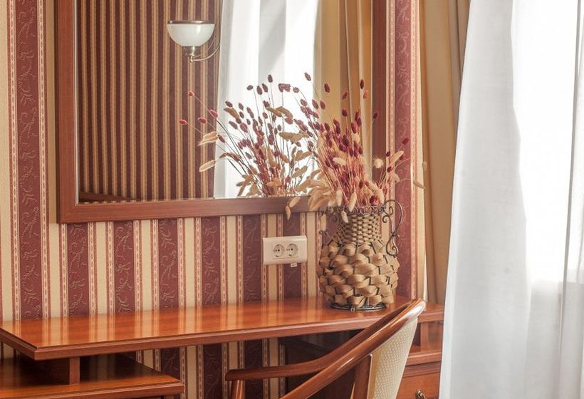 Hotel Yekaterinburg-Tsentralny 4