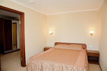 Hotel Oktyabrskaya 17