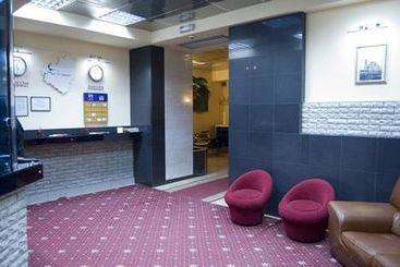 Hotel Oktyabrskaya 2