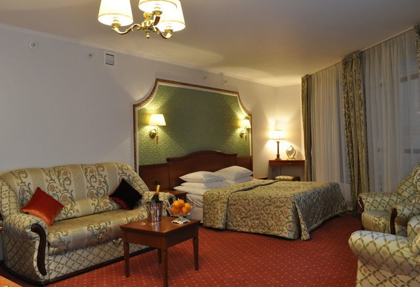 Hotel Assambleya Nikiskaya 5