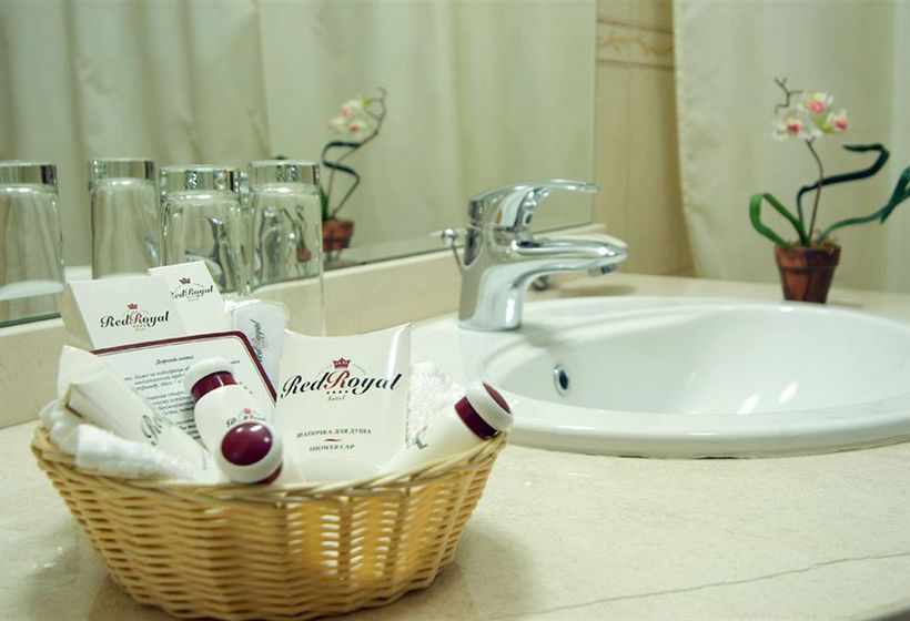 Hotel Red Royal 4