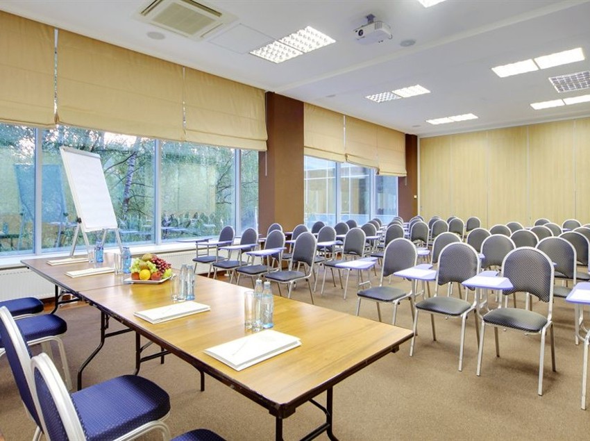 Repino Cronwell Park Hotel 3