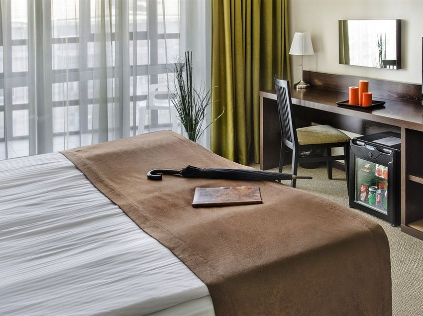 Avanta Hotel-Centre 1