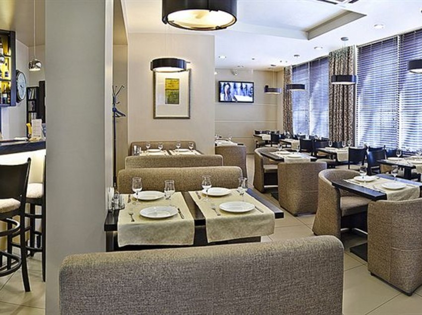 Avanta Hotel-Centre 10