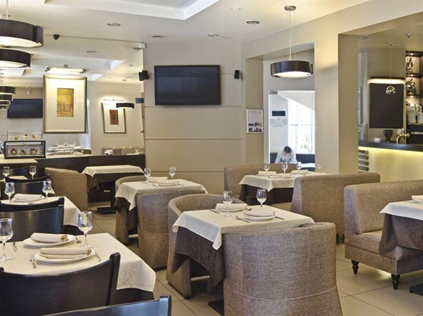 Avanta Hotel-Centre 15