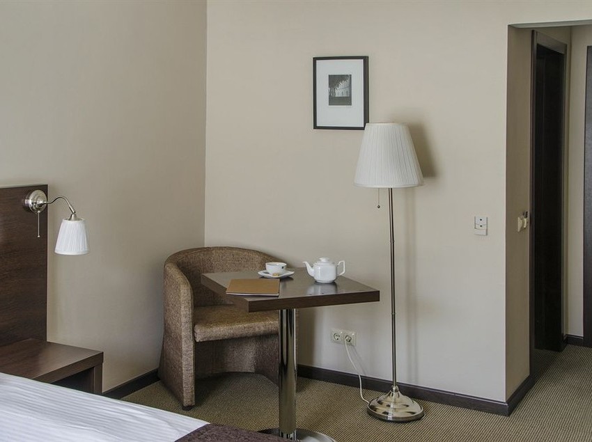 Avanta Hotel-Centre 18