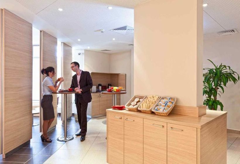 Hotel Ibis Yaroslavl Center 17