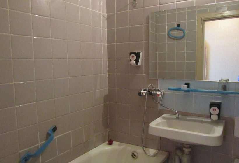 Azimut Hotel Voronezh 4