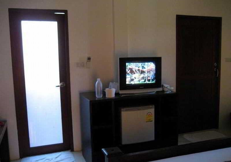 Hotel Promtsuk Buri 18