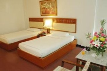 Hotel The Viangtak Riverside 10