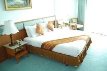 Hotel The Viangtak Riverside 2