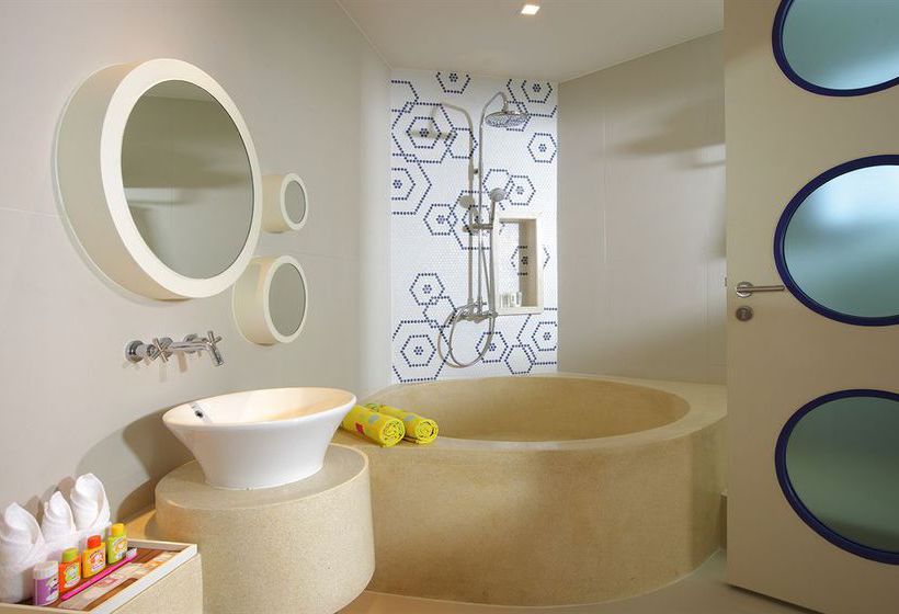 Hotel Holiday Inn Resort Phuket Mai Khao Beach 7