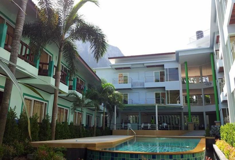 Hotel Ao Nang Village 14