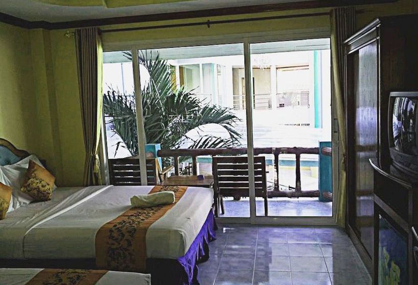 Hotel Ao Nang Village 18