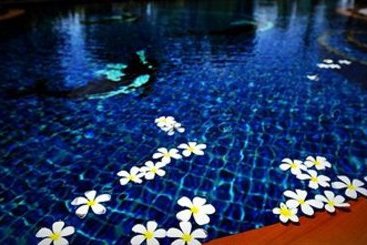 Hotel Chalong Chalet Resort & Longstay 15