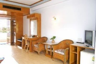 Hotel Golden Sand Inn 3