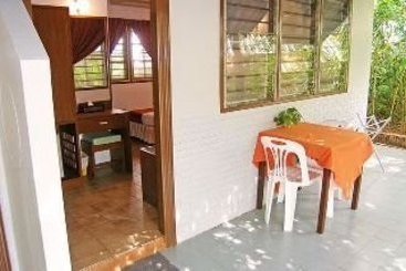 Hotel Golden Sand Inn 4