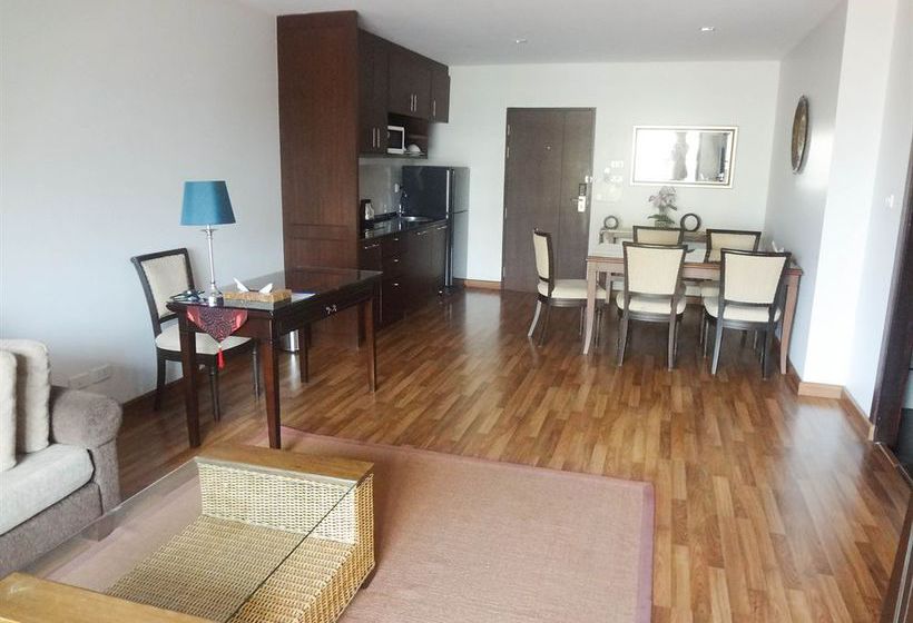 Hotel Fifth Jomtien 16