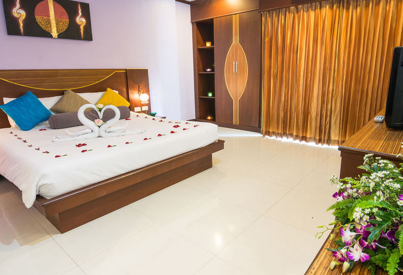 Hotel Issara Resort 12