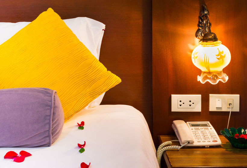 Hotel Issara Resort 13