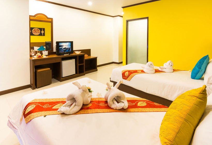 Hotel Issara Resort 14