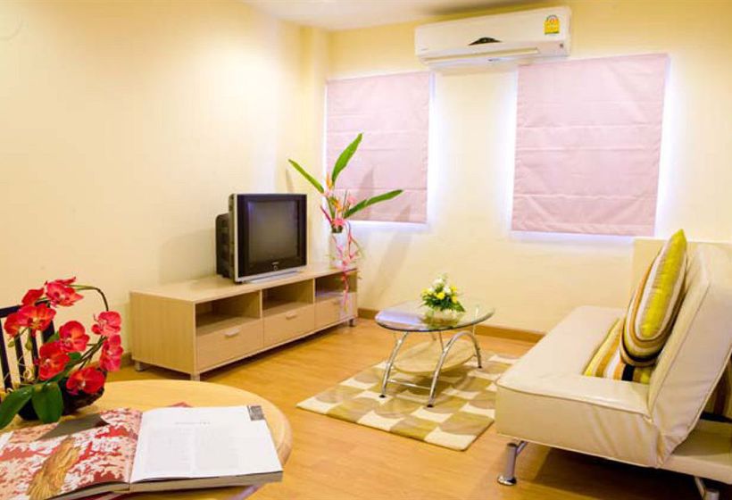 Phuket Center Apartment