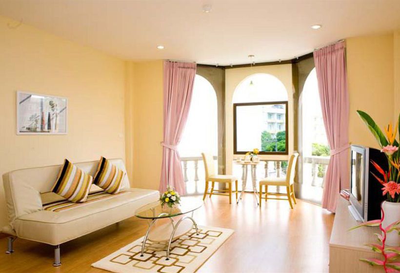 Phuket Center Apartment 1