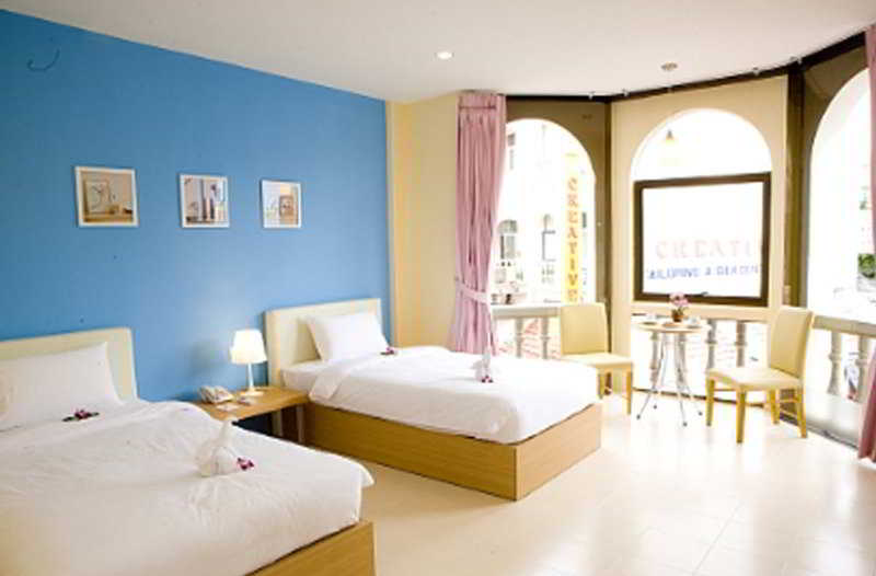 Phuket Center Apartment 9