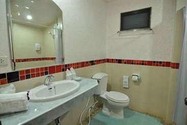 Hotel Chalong Villa Resort & Spa 19