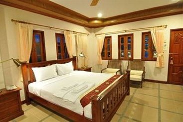 Hotel Chalong Villa Resort & Spa 3