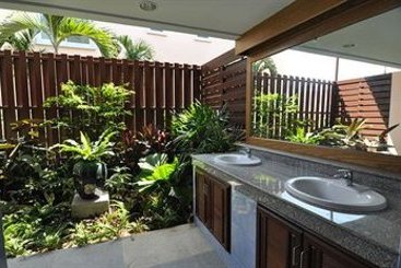 Hotel Chalong Villa Resort & Spa 4