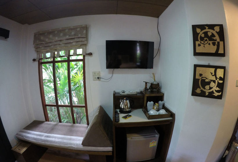 Hotel Bangtao Beach Chalet 17