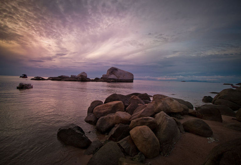 Hotel Montalay Beach Resort 11