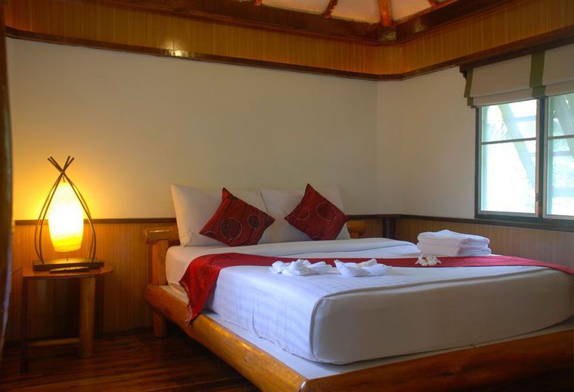 Hotel Montalay Beach Resort 8