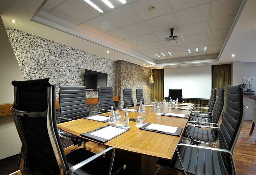 Hilton Cape Town City Centre Hotel 1