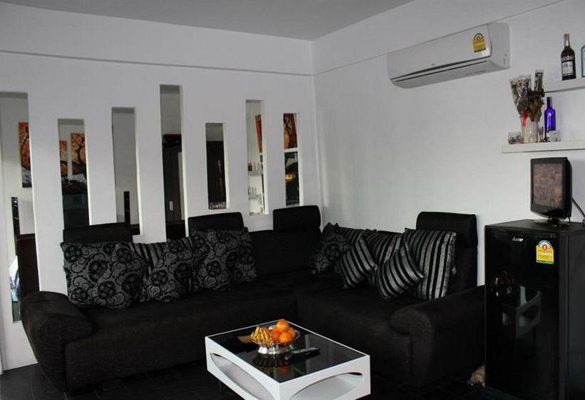 Karon Cliff Contemporary Boutique Bungalows 7