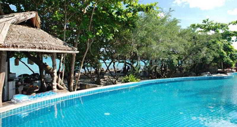 Captain Hook Resort 2