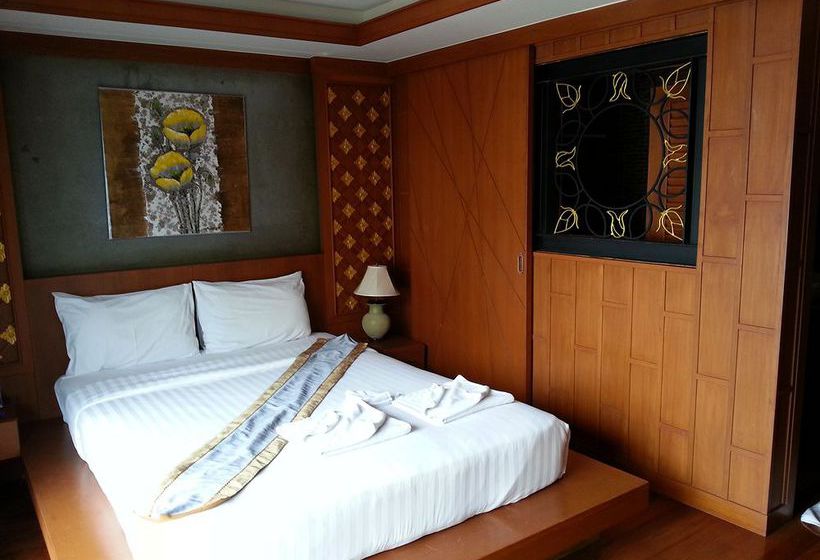 Renoir Boutique Hotel 4