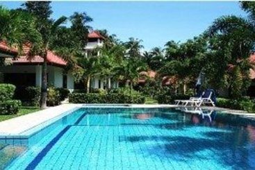 Hotel Smile House & Pool 2