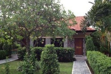 Relax Garden Bungalow 2