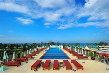 BaumanCasa Beach Resort