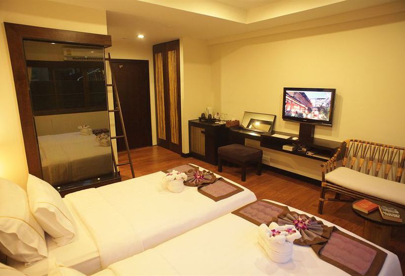 Hotel Bamboo House 1