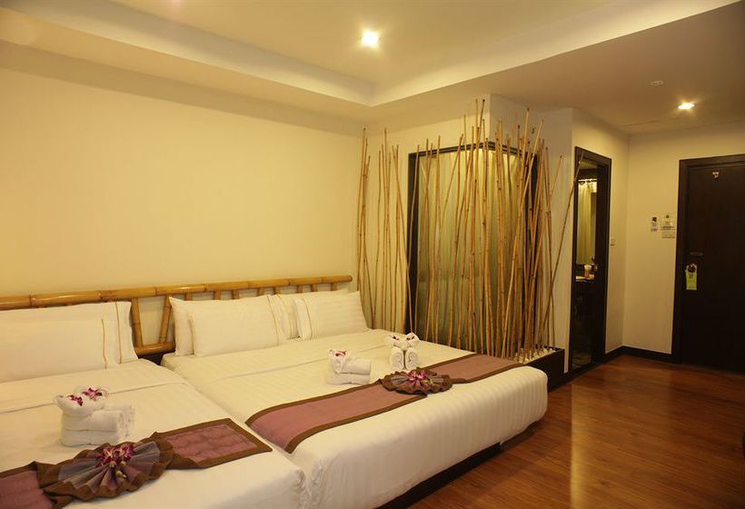 Hotel Bamboo House 5